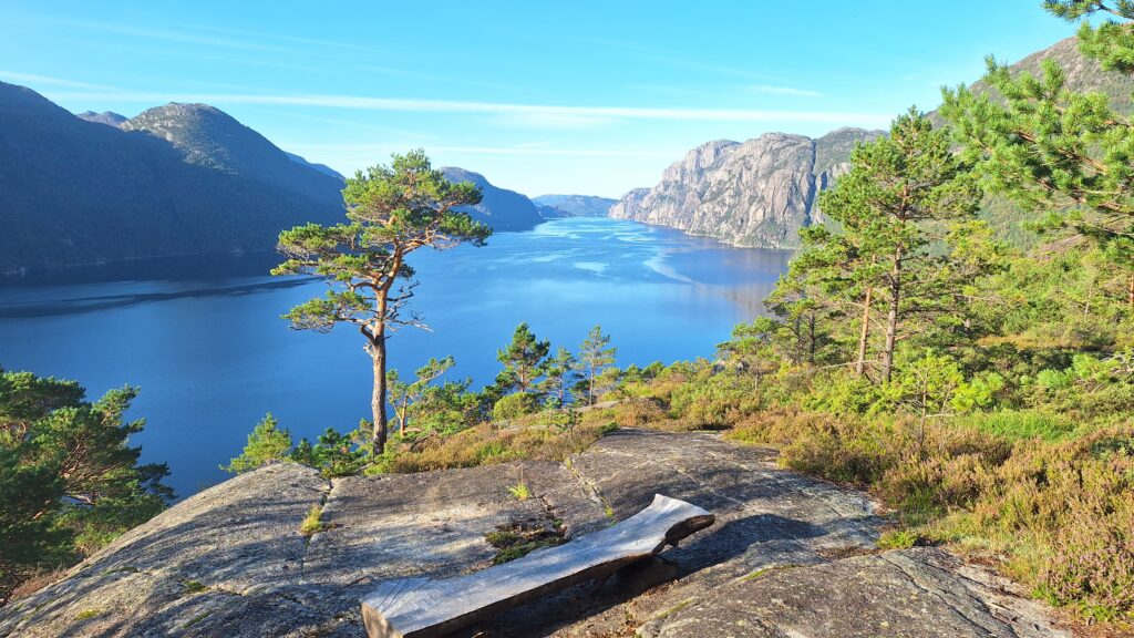 Hiking from the Lysefjod. Close to Pulpit Rock